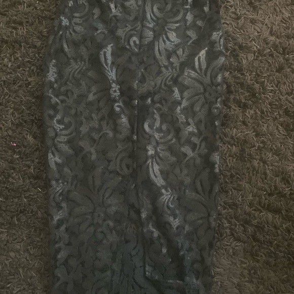 B-Sharp black, lace shirt with bow-tie, halter top Size Medium - Picture 3 of 6